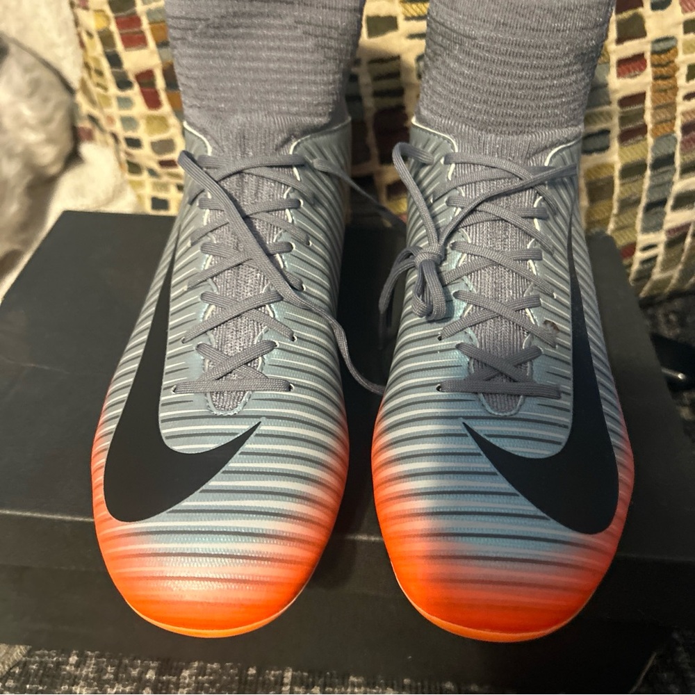 Mercurial cr7 new